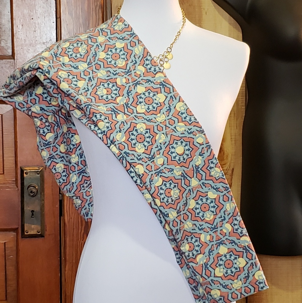 NWOT Lularoe TC Leggings